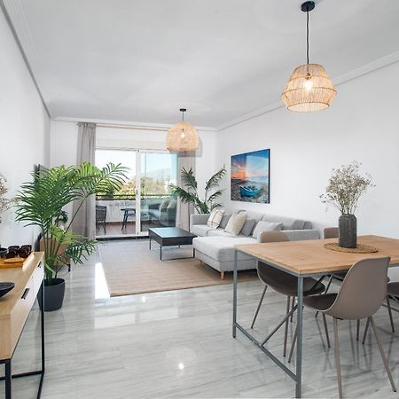 Modern Apartment - 2 Bedrooms, Beachside - Puerto Banus Marbella Ngoại thất bức ảnh