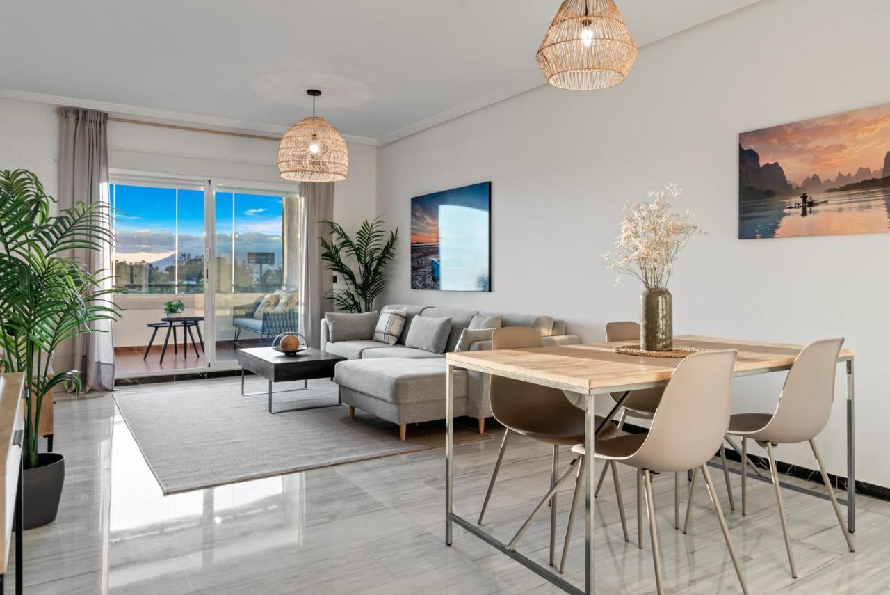 Modern Apartment - 2 Bedrooms, Beachside - Puerto Banus Marbella Ngoại thất bức ảnh