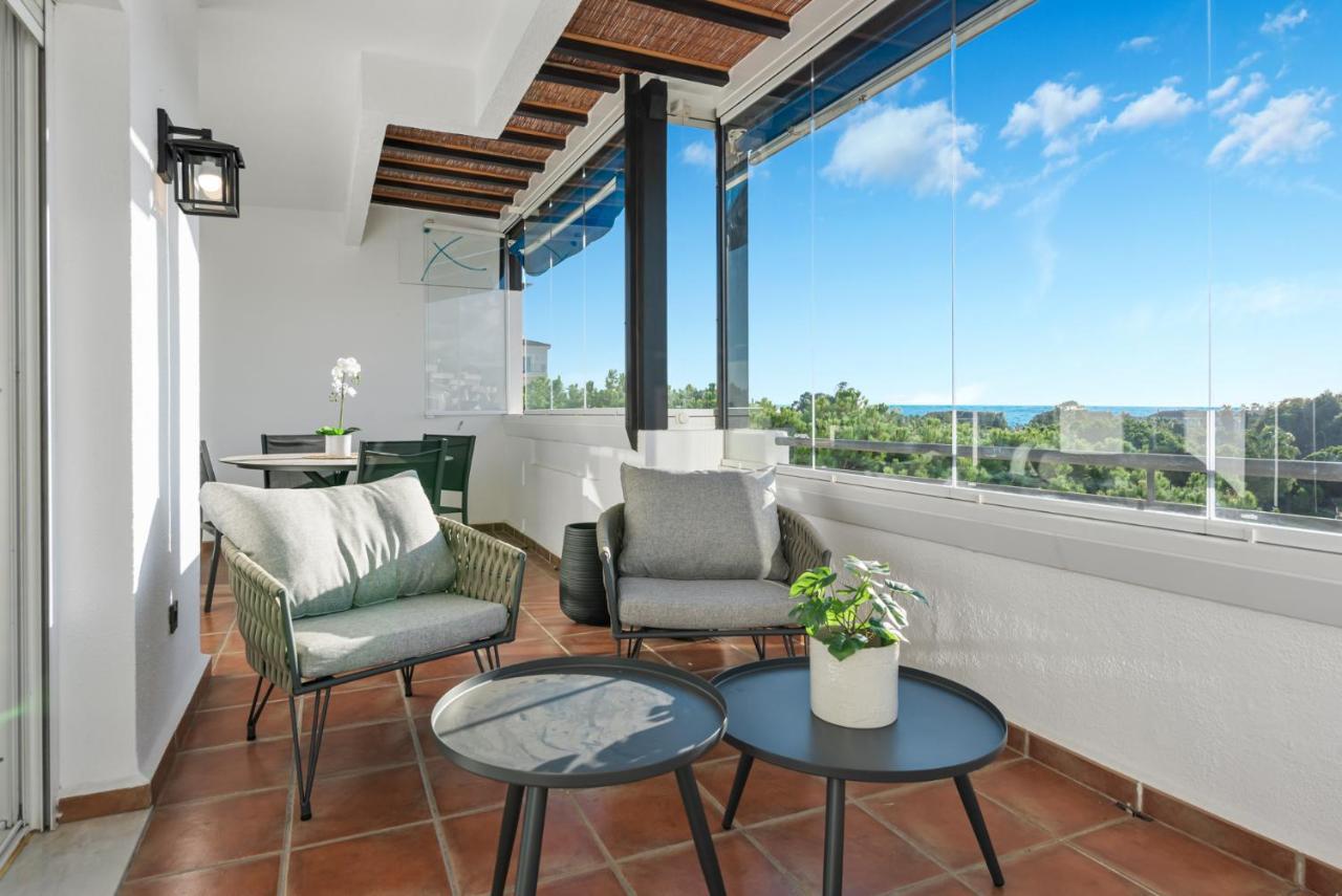 Modern Apartment - 2 Bedrooms, Beachside - Puerto Banus Marbella Ngoại thất bức ảnh