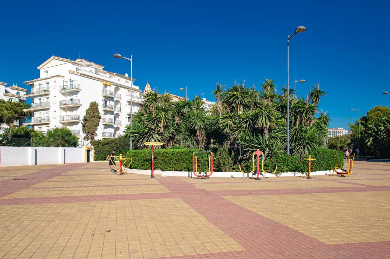 Modern Apartment - 2 Bedrooms, Beachside - Puerto Banus Marbella Ngoại thất bức ảnh