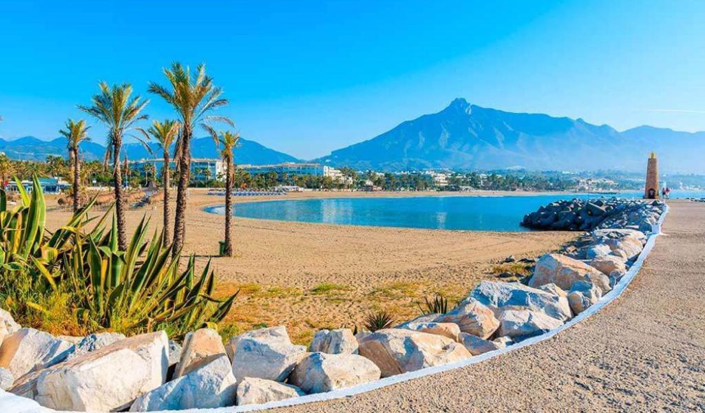 Modern Apartment - 2 Bedrooms, Beachside - Puerto Banus Marbella Ngoại thất bức ảnh